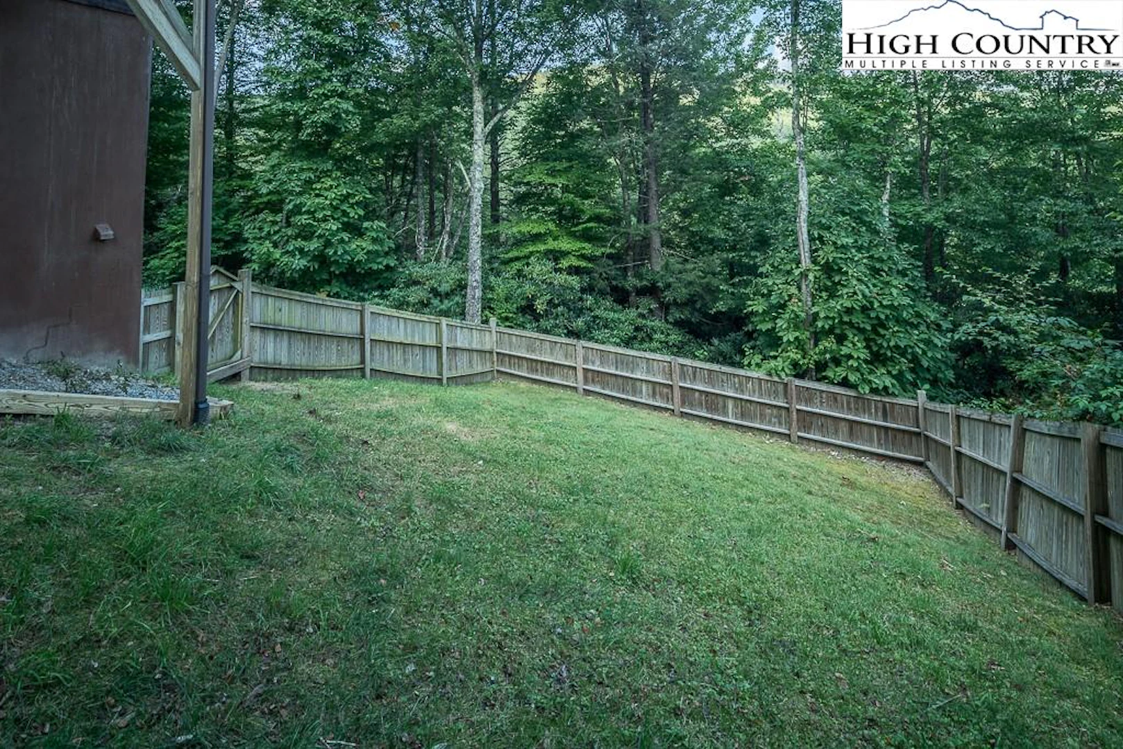 Image number 18 for the current listing