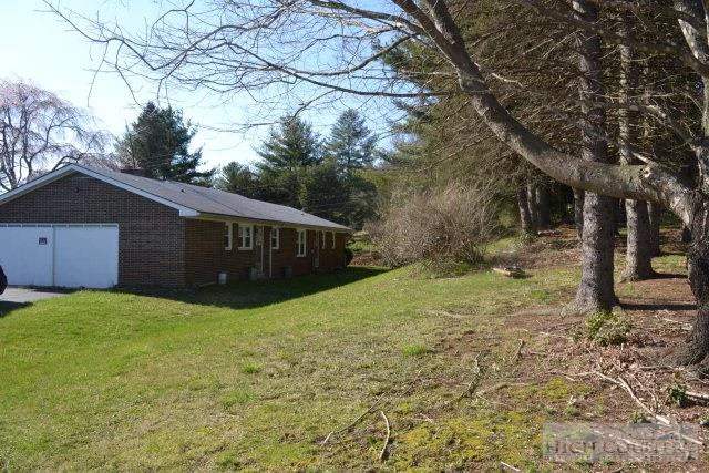 Image number 6 for the current listing