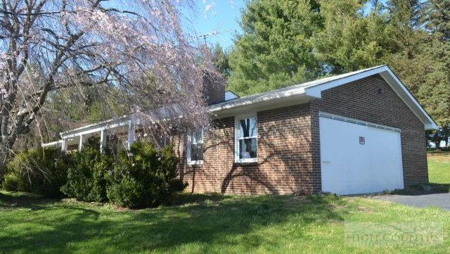 Image number 20 for the current listing