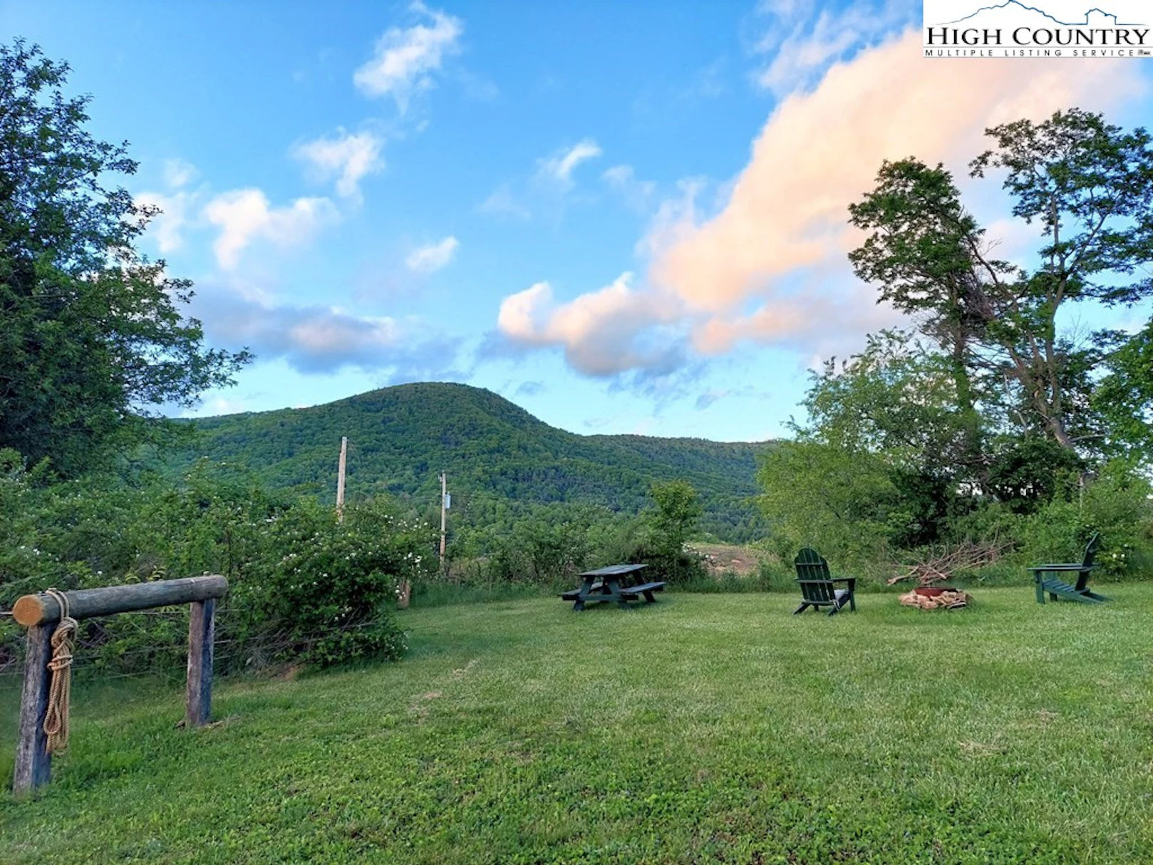Image number 6 for the current listing