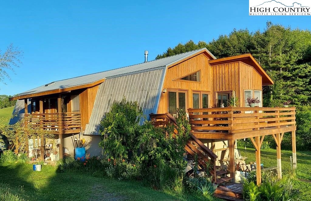 Image number 9 for the current listing
