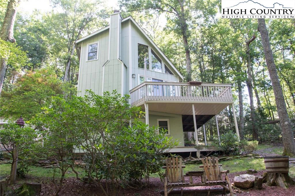 Image number 1 for the current listing