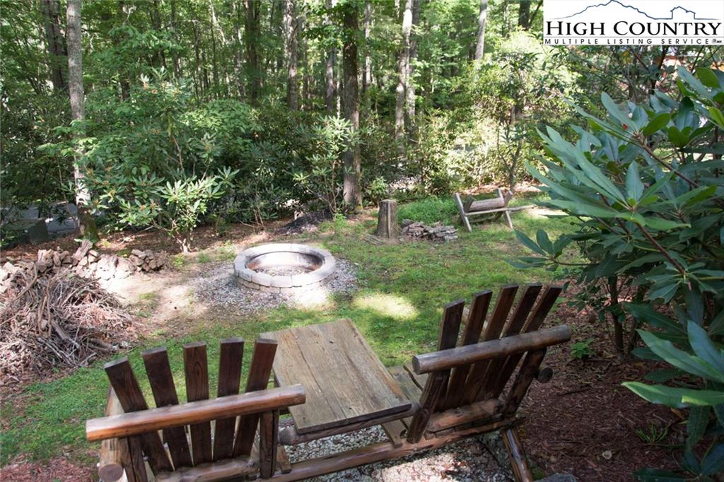 Image number 16 for the current listing