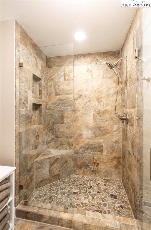 Image number 6 for the current listing