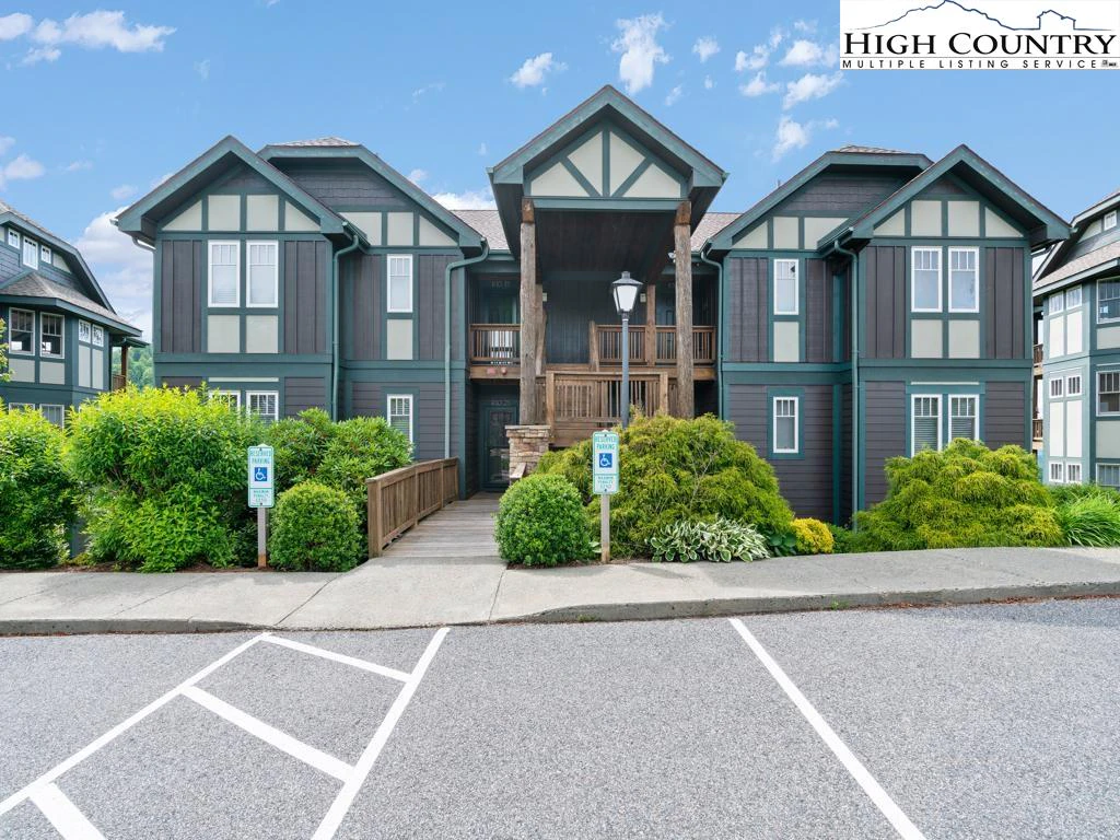 Image number 3 for the current listing