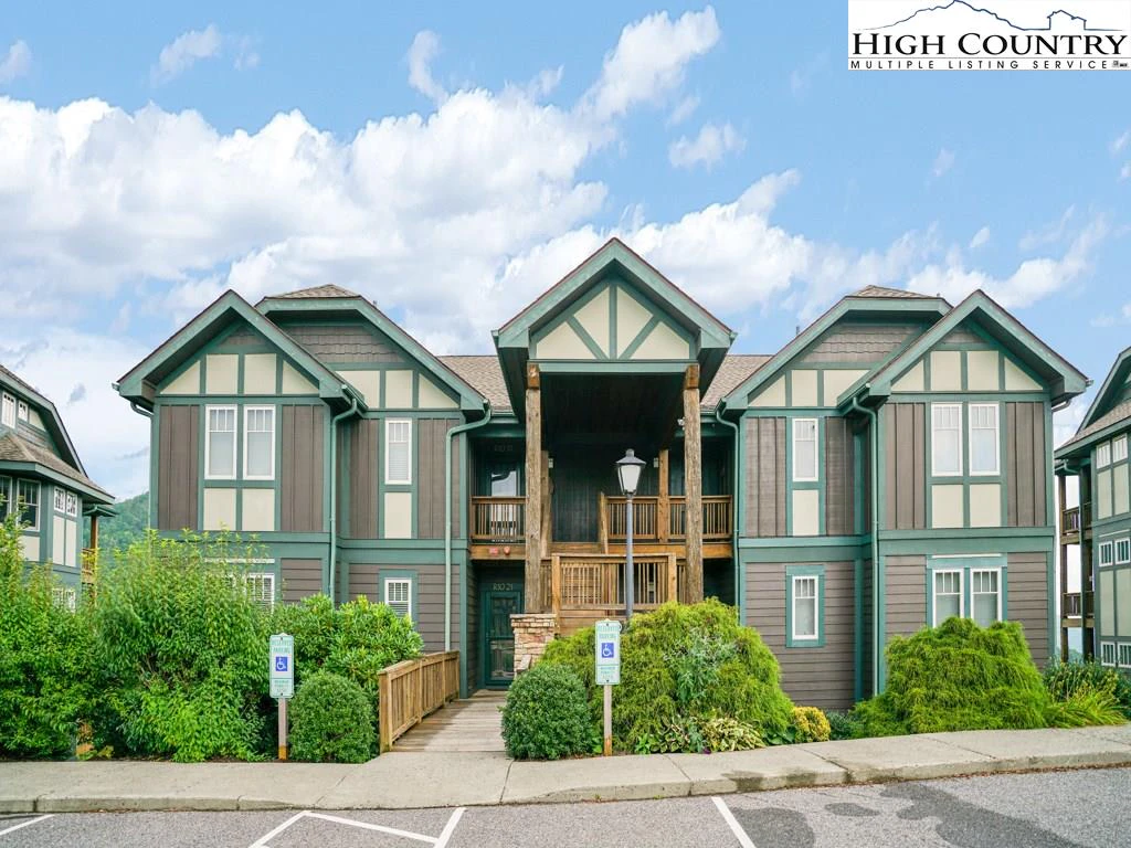 Image number 3 for the current listing