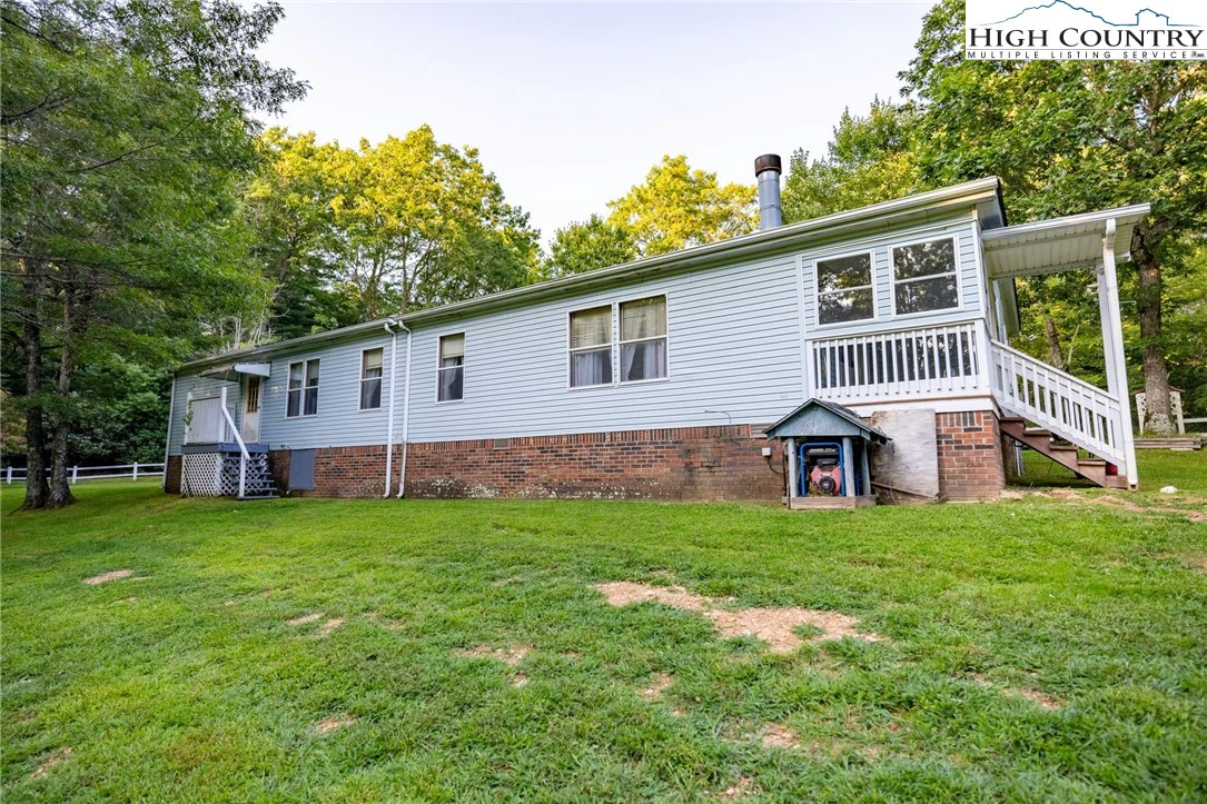 Image number 16 for the current listing
