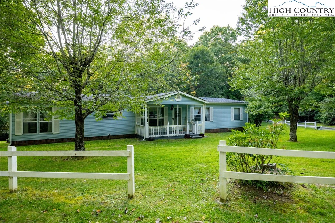 Image number 18 for the current listing