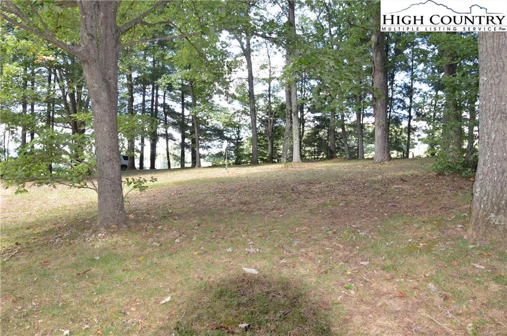 Image number 9 for the current listing