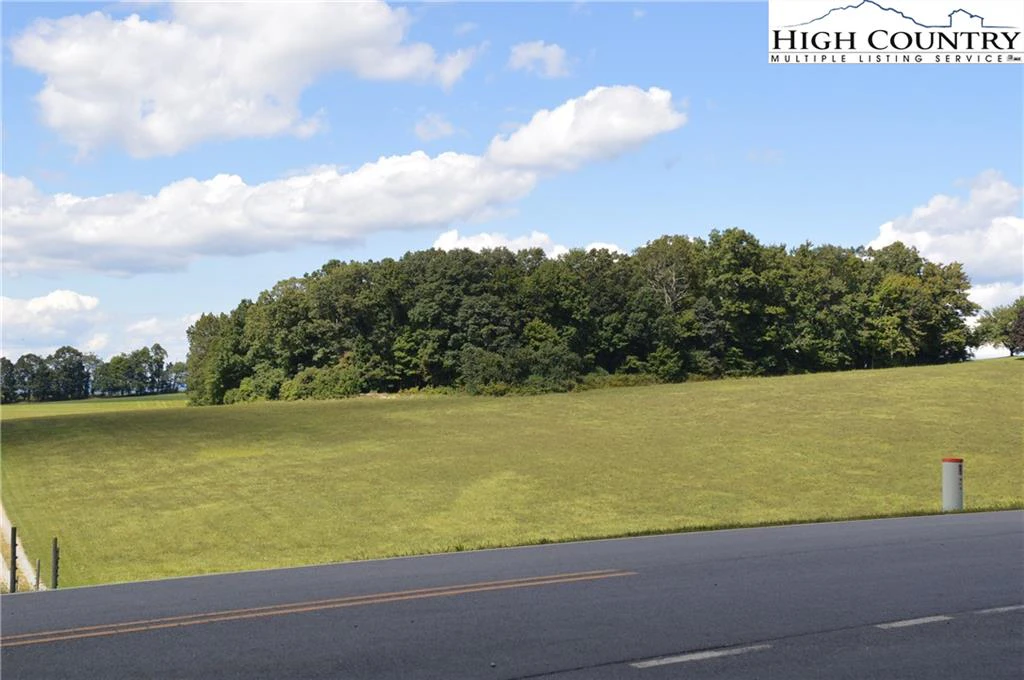 Image number 11 for the current listing
