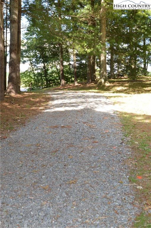 Image number 13 for the current listing