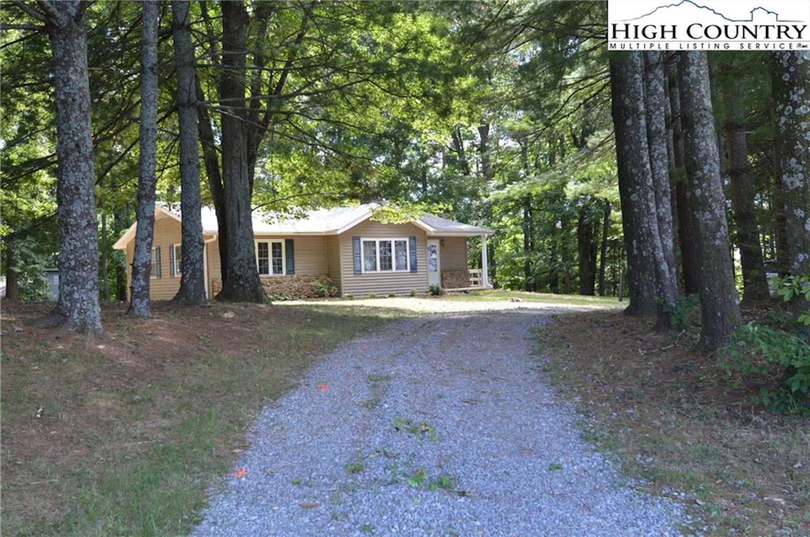Image number 16 for the current listing