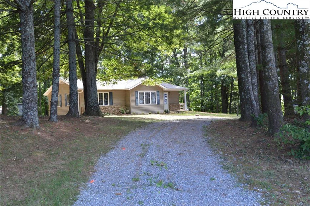 Image number 16 for the current listing