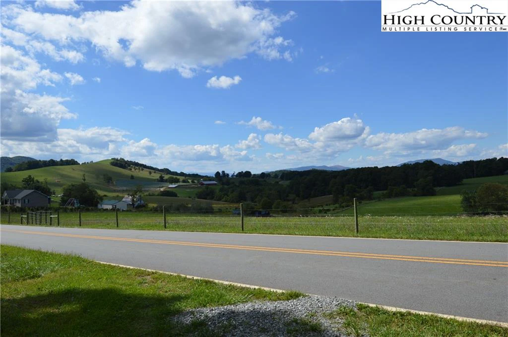 Image number 21 for the current listing
