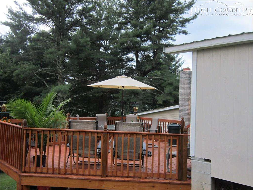 Image number 8 for the current listing