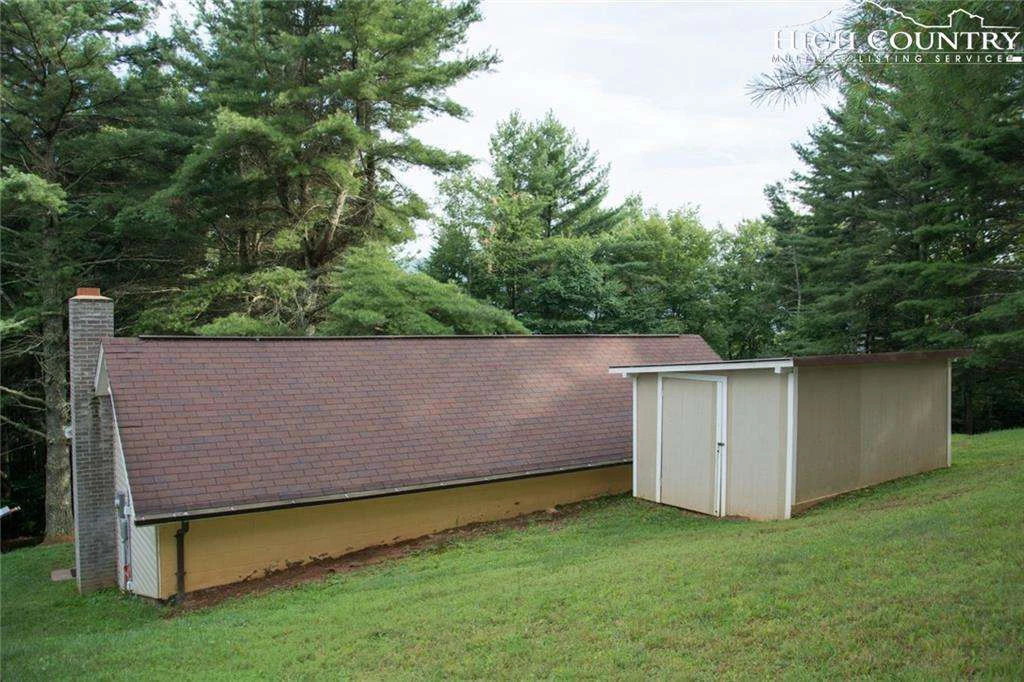 Image number 7 for the current listing