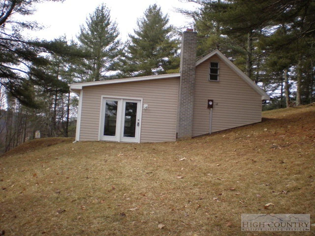 Image number 8 for the current listing