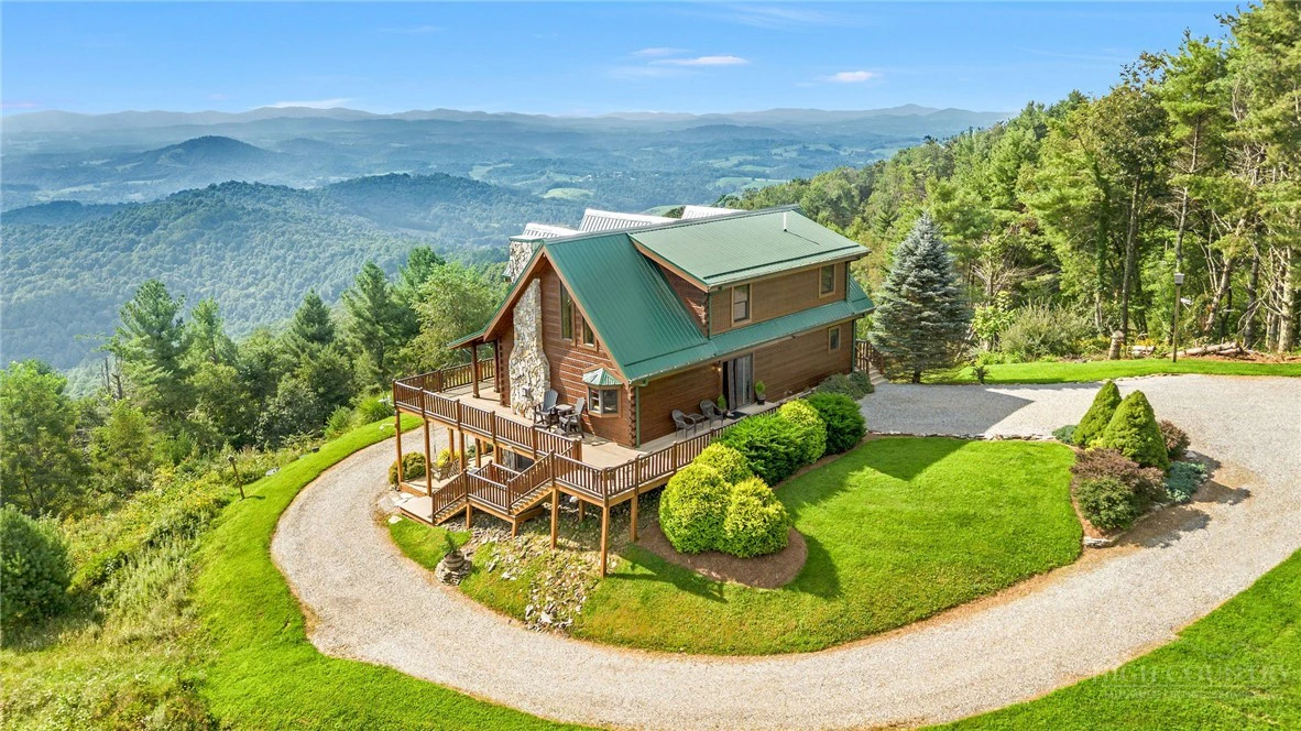 Image number 2 for the current listing
