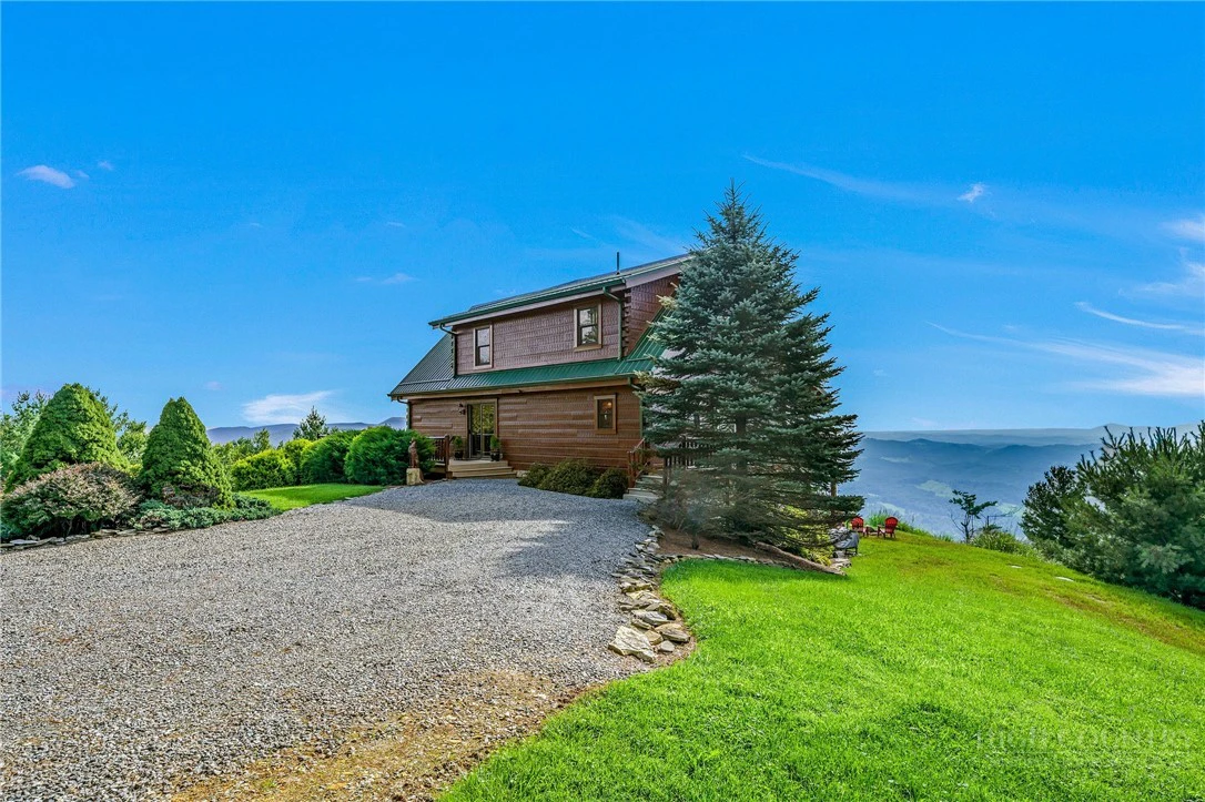 Image number 6 for the current listing
