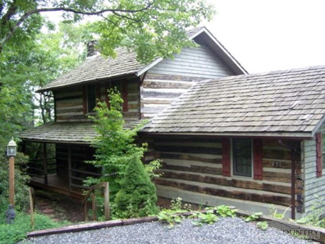 Image number 1 for the current listing