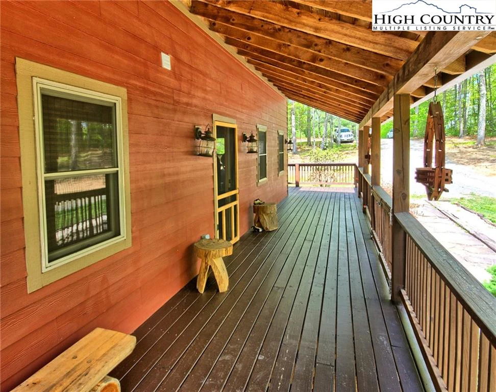 Image number 5 for the current listing