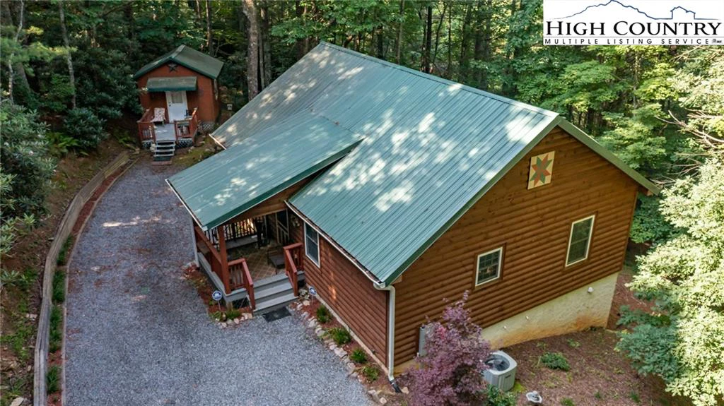 Image number 11 for the current listing