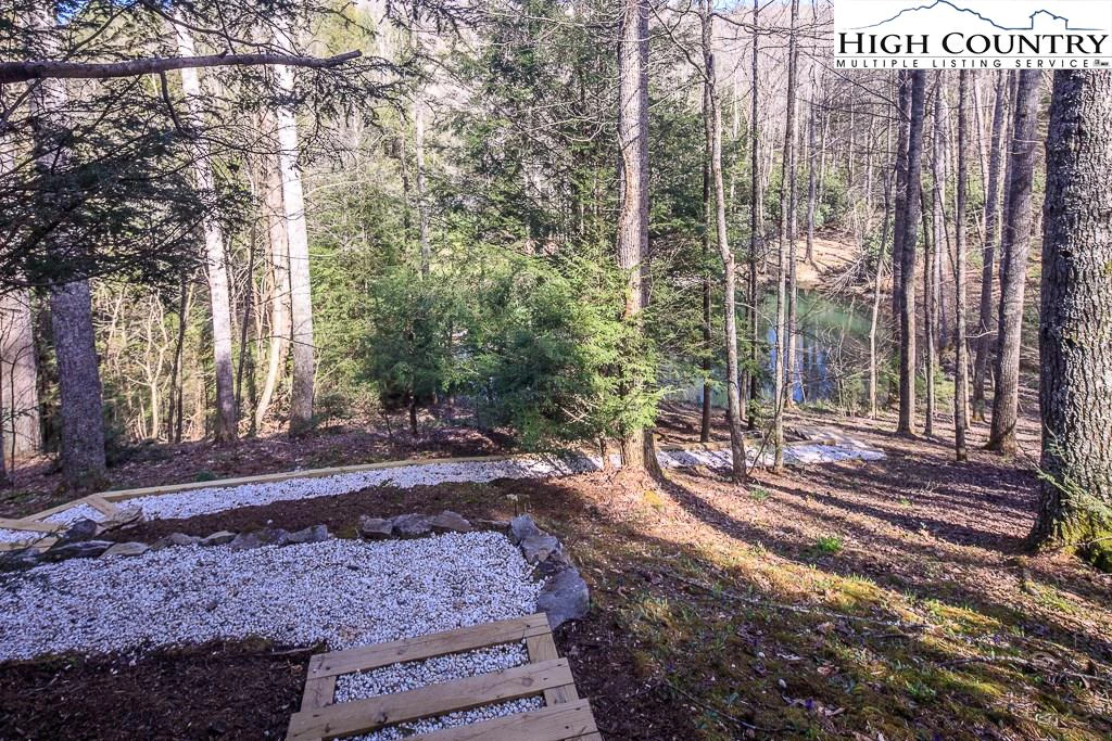 Image number 3 for the current listing