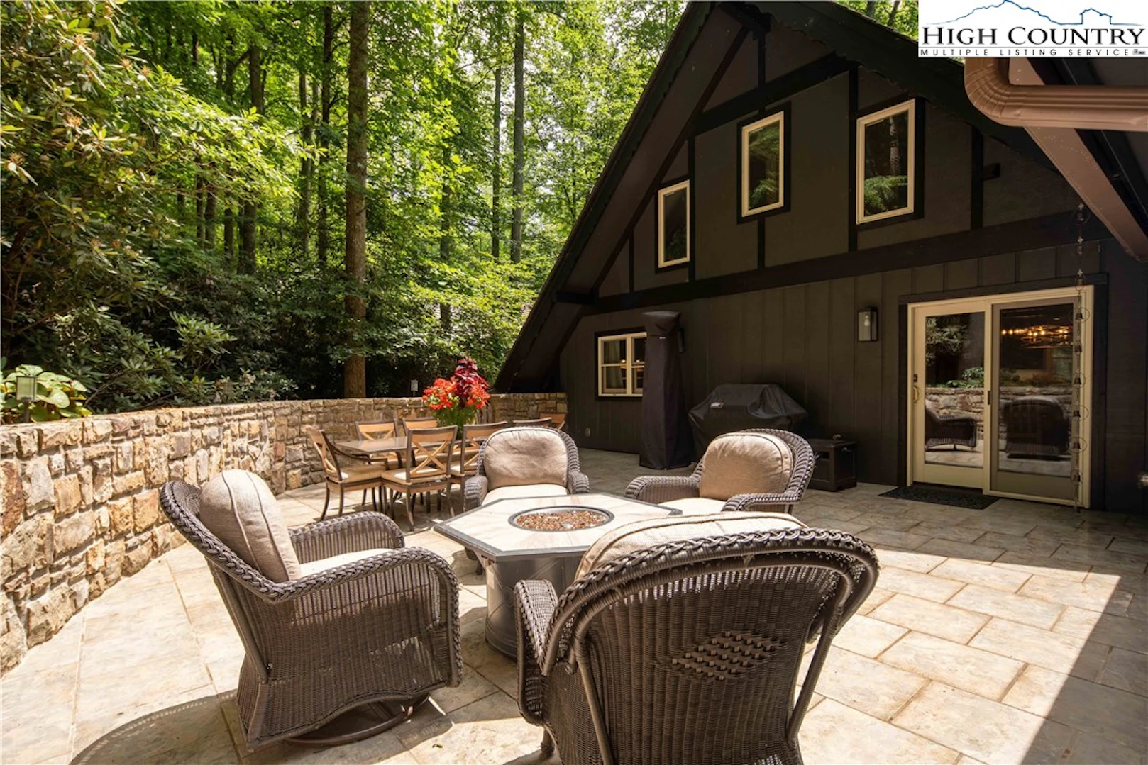 Image number 6 for the current listing