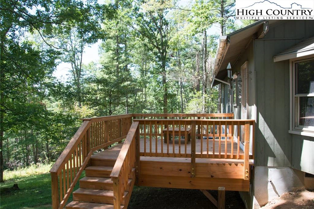 Image number 6 for the current listing