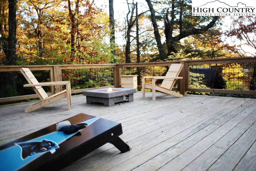 Image number 9 for the current listing