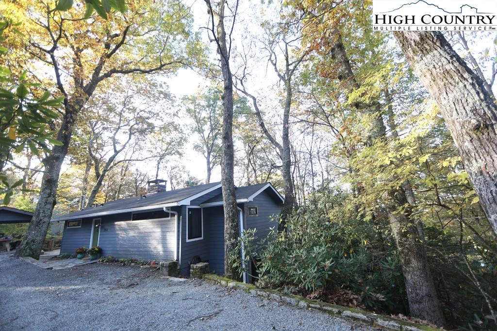 Image number 20 for the current listing
