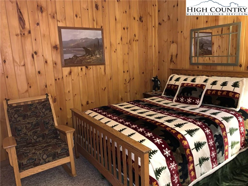 Image number 7 for the current listing