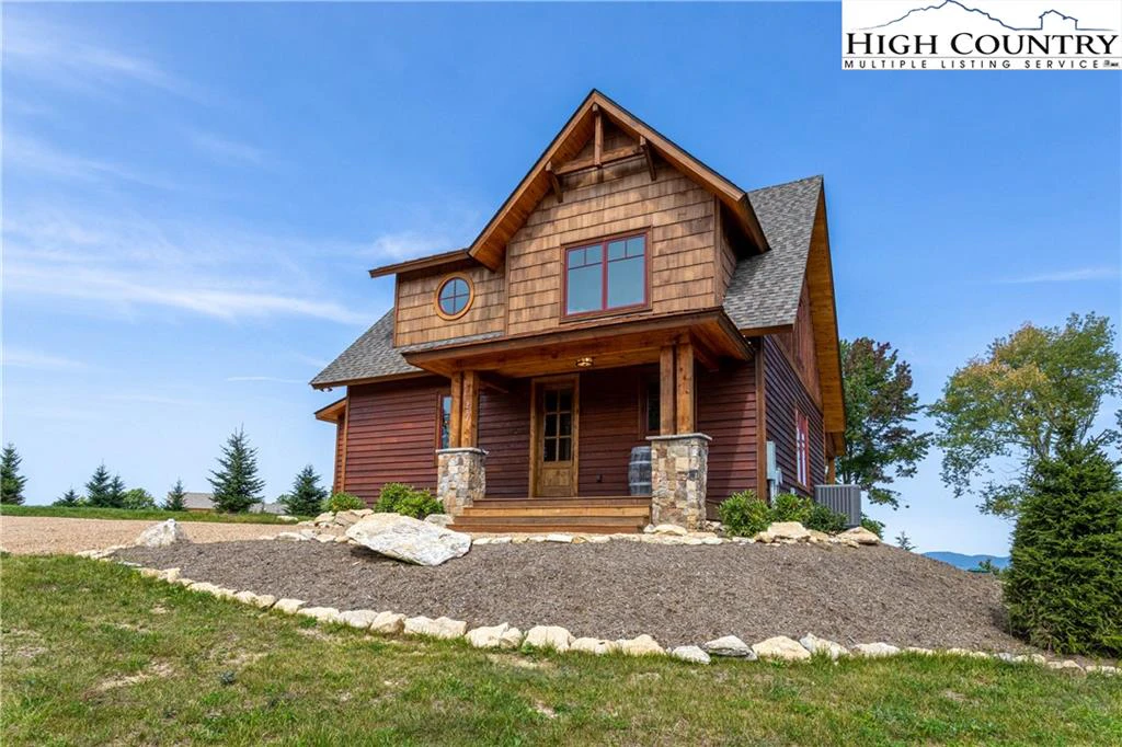 Image number 16 for the current listing