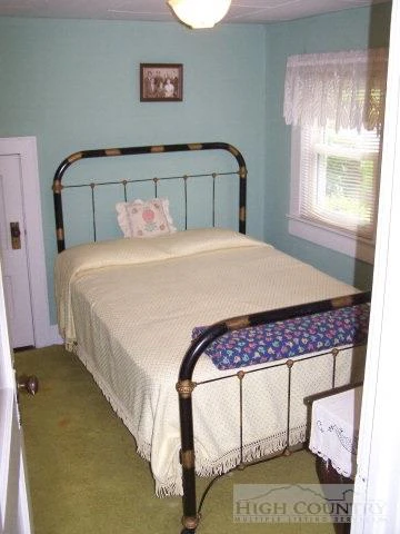Image number 5 for the current listing