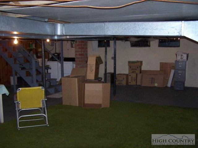 Image number 2 for the current listing