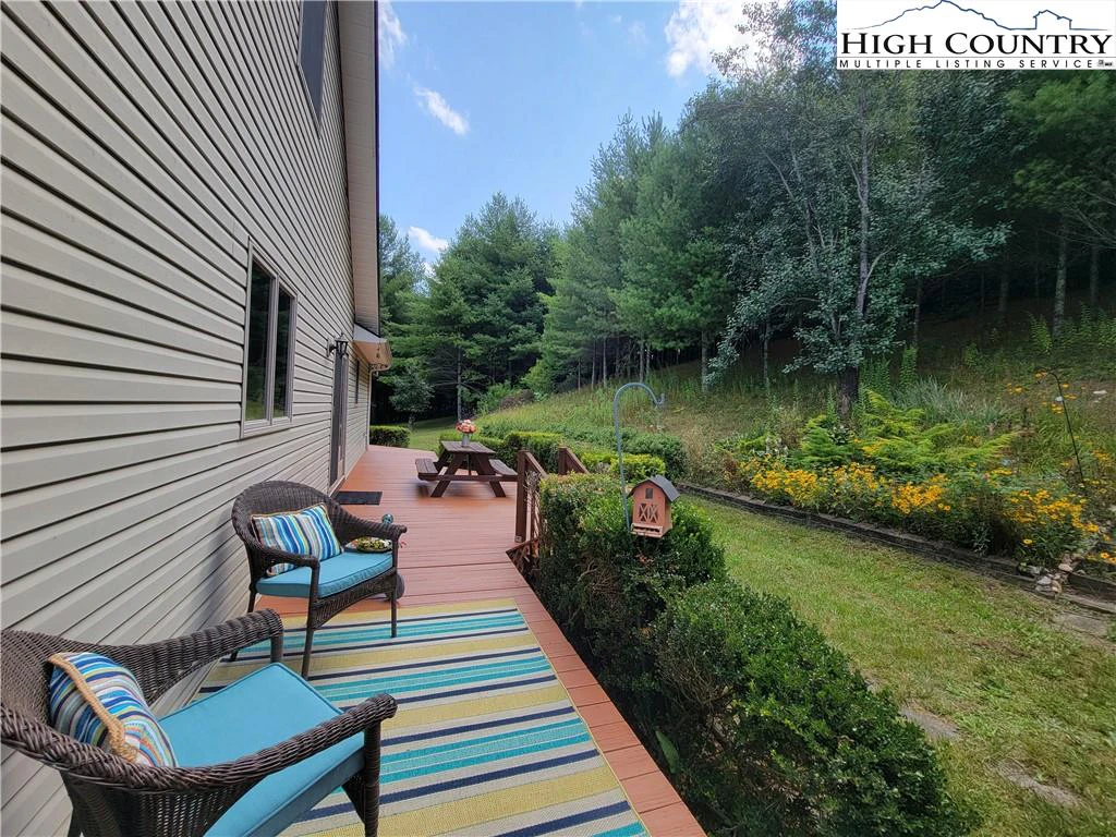 Image number 7 for the current listing