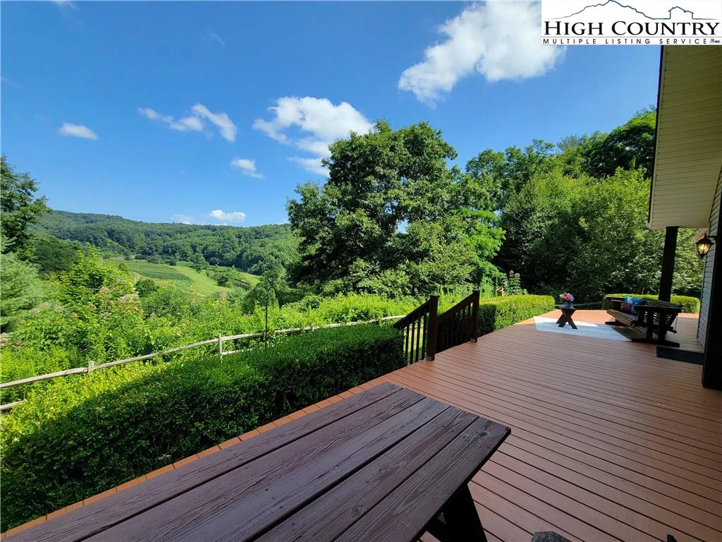 Image number 8 for the current listing