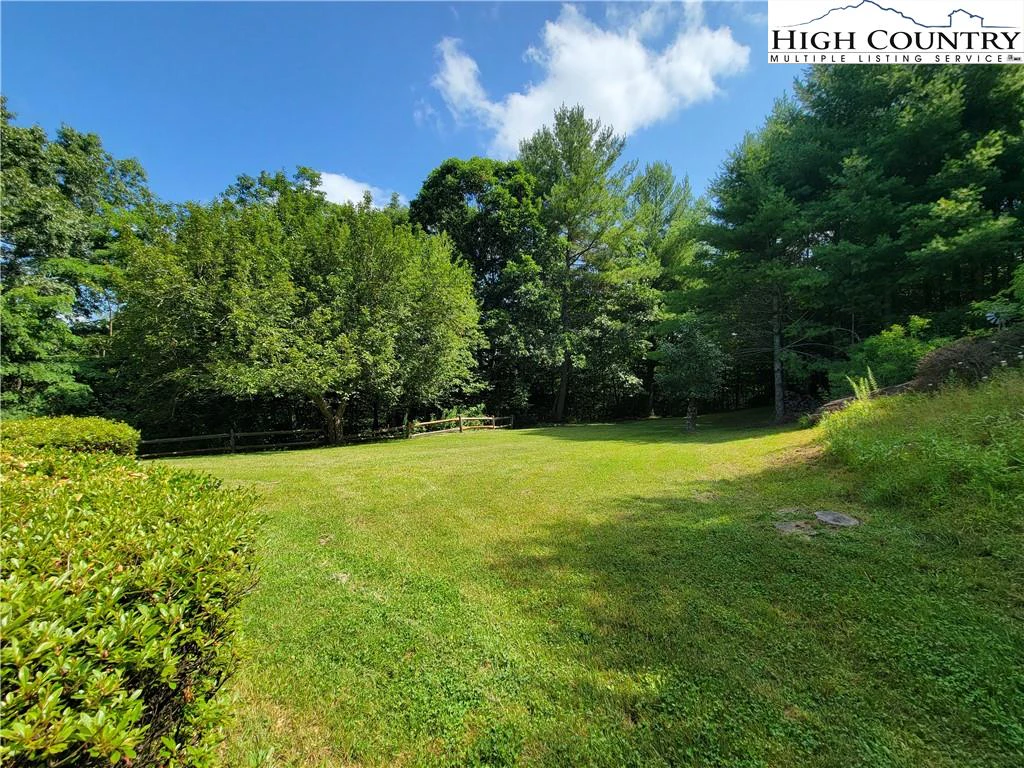 Image number 9 for the current listing