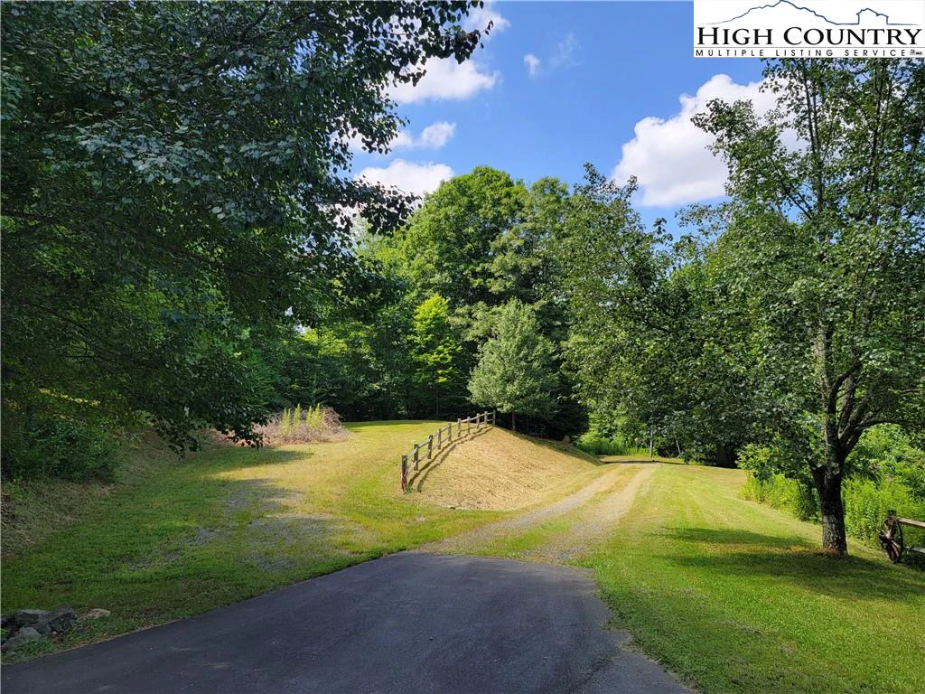 Image number 20 for the current listing
