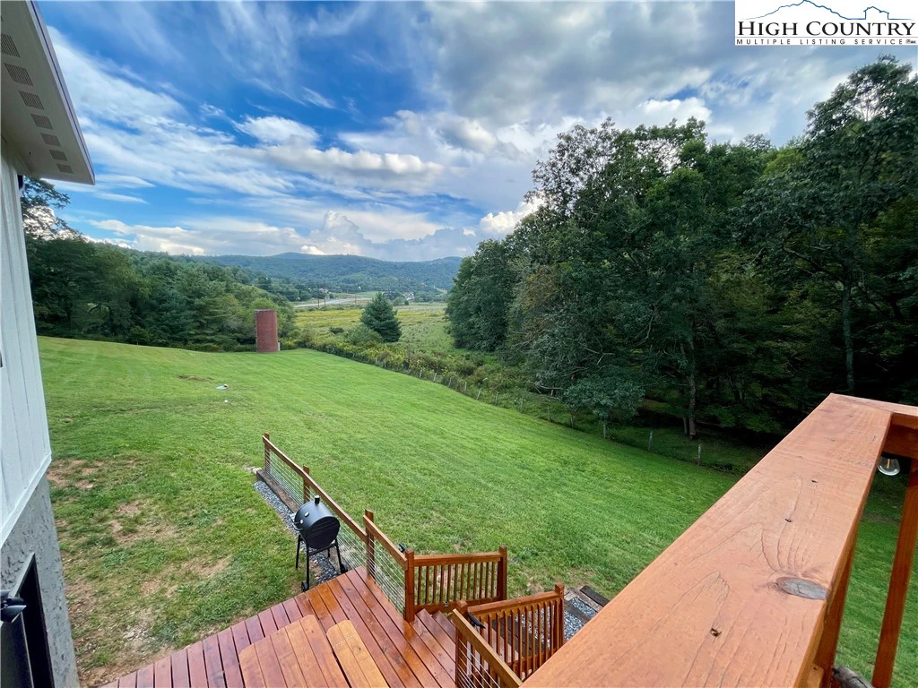 Image number 12 for the current listing