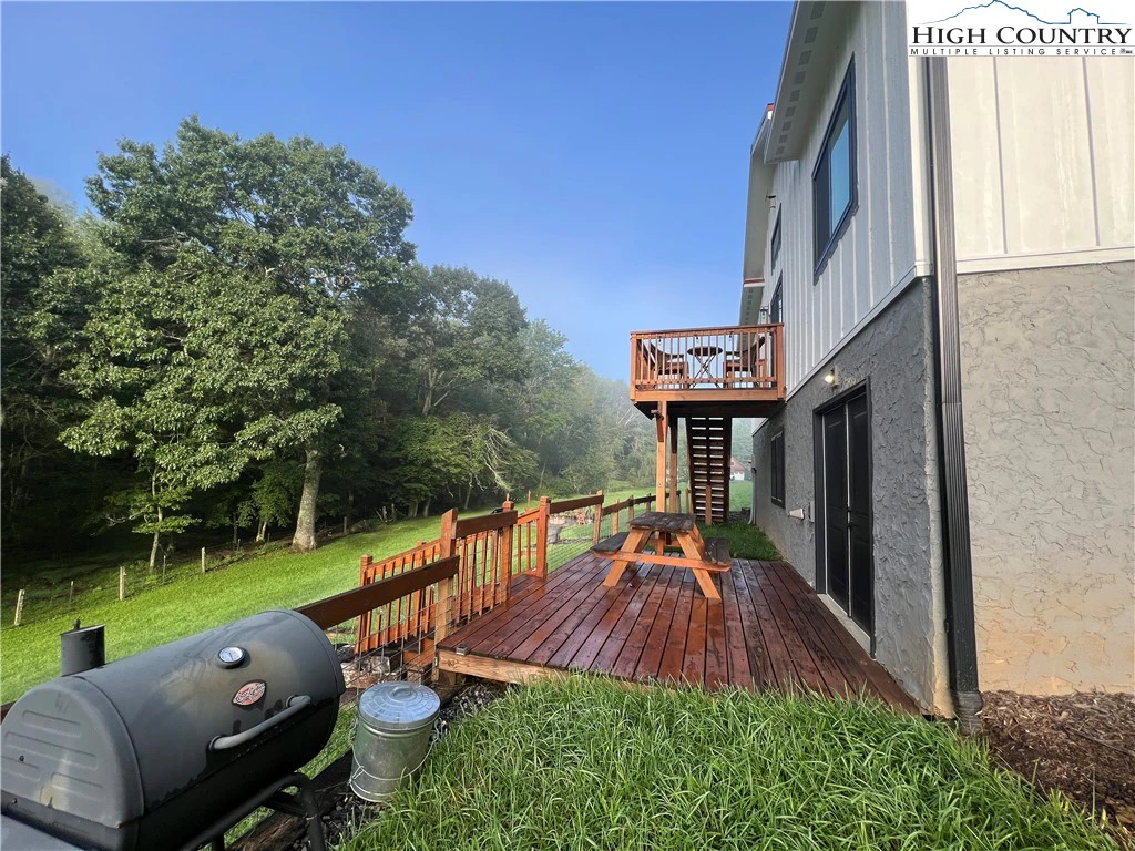 Image number 11 for the current listing