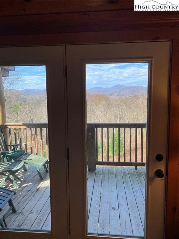 Image number 8 for the current listing
