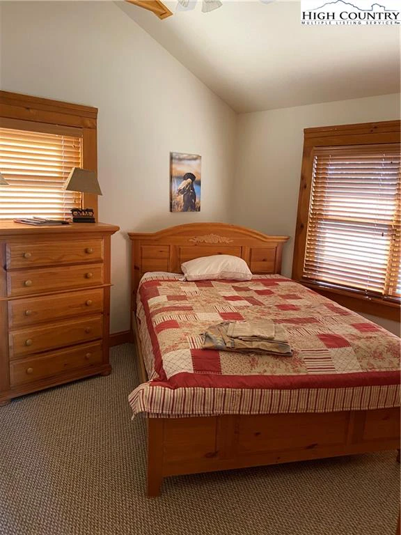 Image number 18 for the current listing