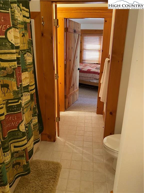 Image number 20 for the current listing