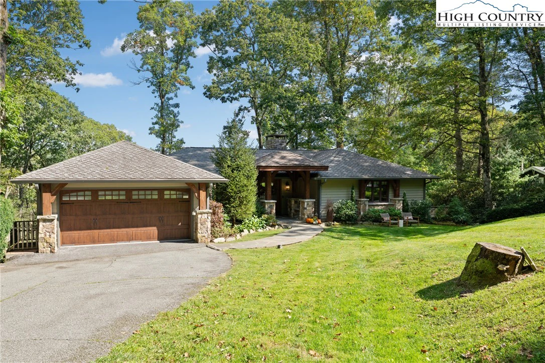 Image number 18 for the current listing