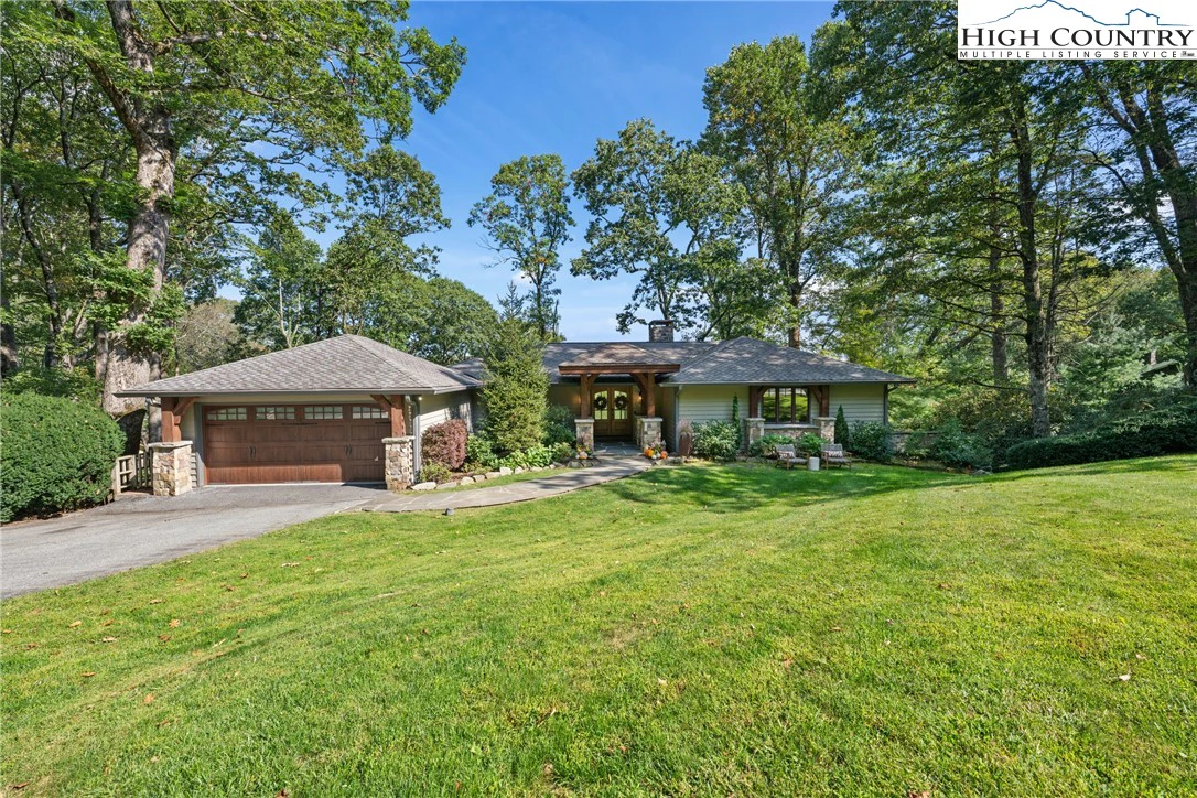 Image number 19 for the current listing