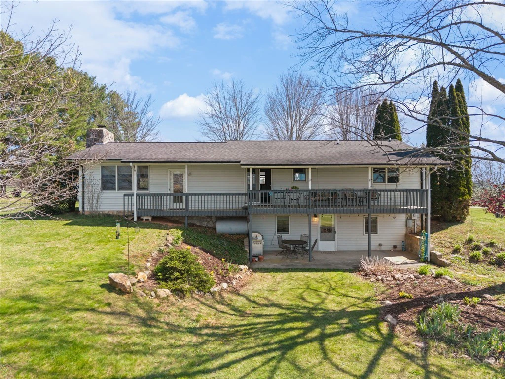Image number 4 for the current listing