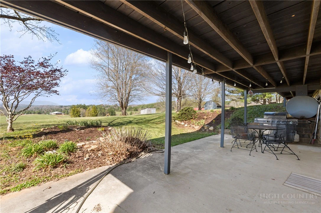 Image number 7 for the current listing