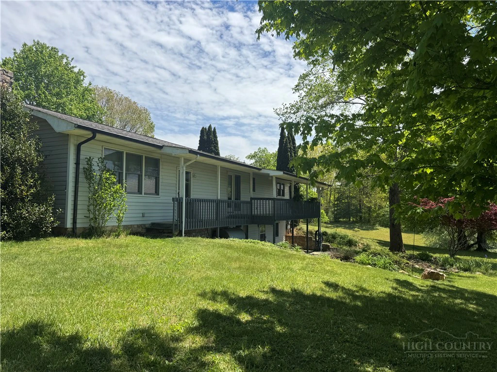 Image number 3 for the current listing