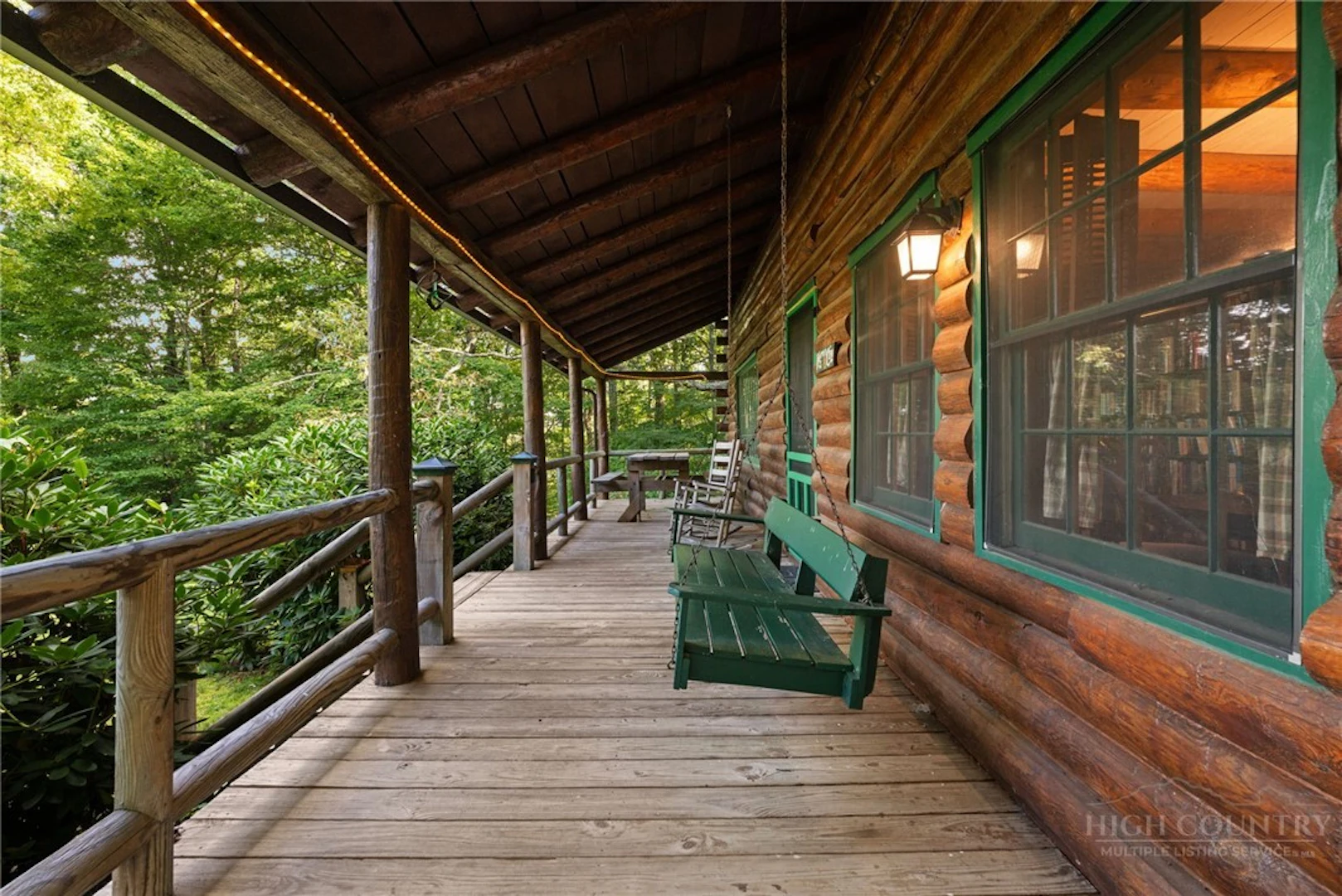 Image number 4 for the current listing